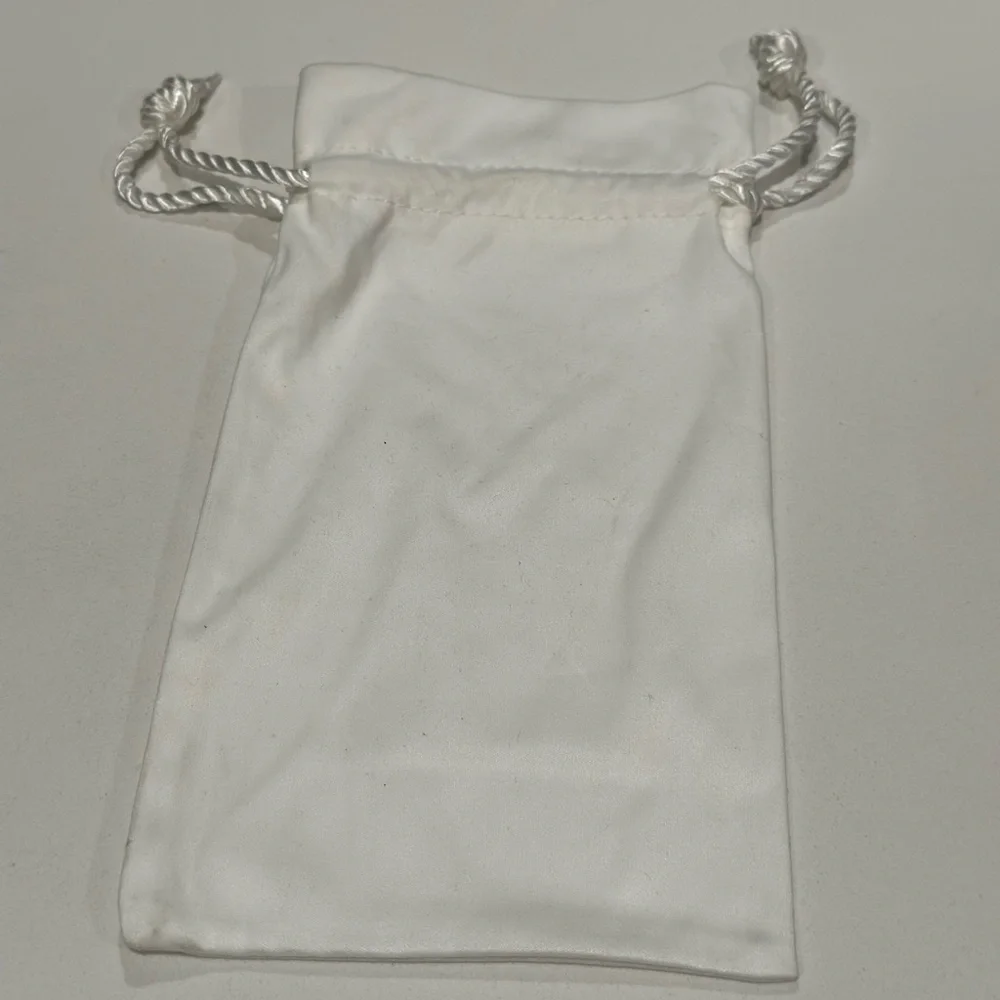 Boucheron Dust Bag 4.25x7.25 - Picture 2 of 2